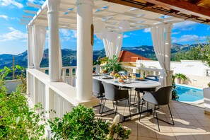 Outdoor dining - Villa Lucia (dubrovnik)