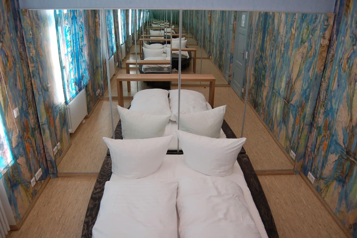 Doppia Design (Zwischen Wasser und Himmel) | Con stile personalizzato, con arredamento individuale, tende oscuranti