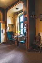 Design-Doppelzimmer (Spreewaldexpress) | Individuell dekoriert, individuell eingerichtet, Verdunkelungsvorhänge