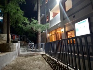 Exterior - White Water Inn McLeodganj (Dharamshala)