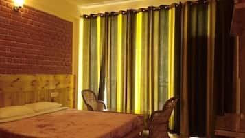 Standard Double Room | Free WiFi