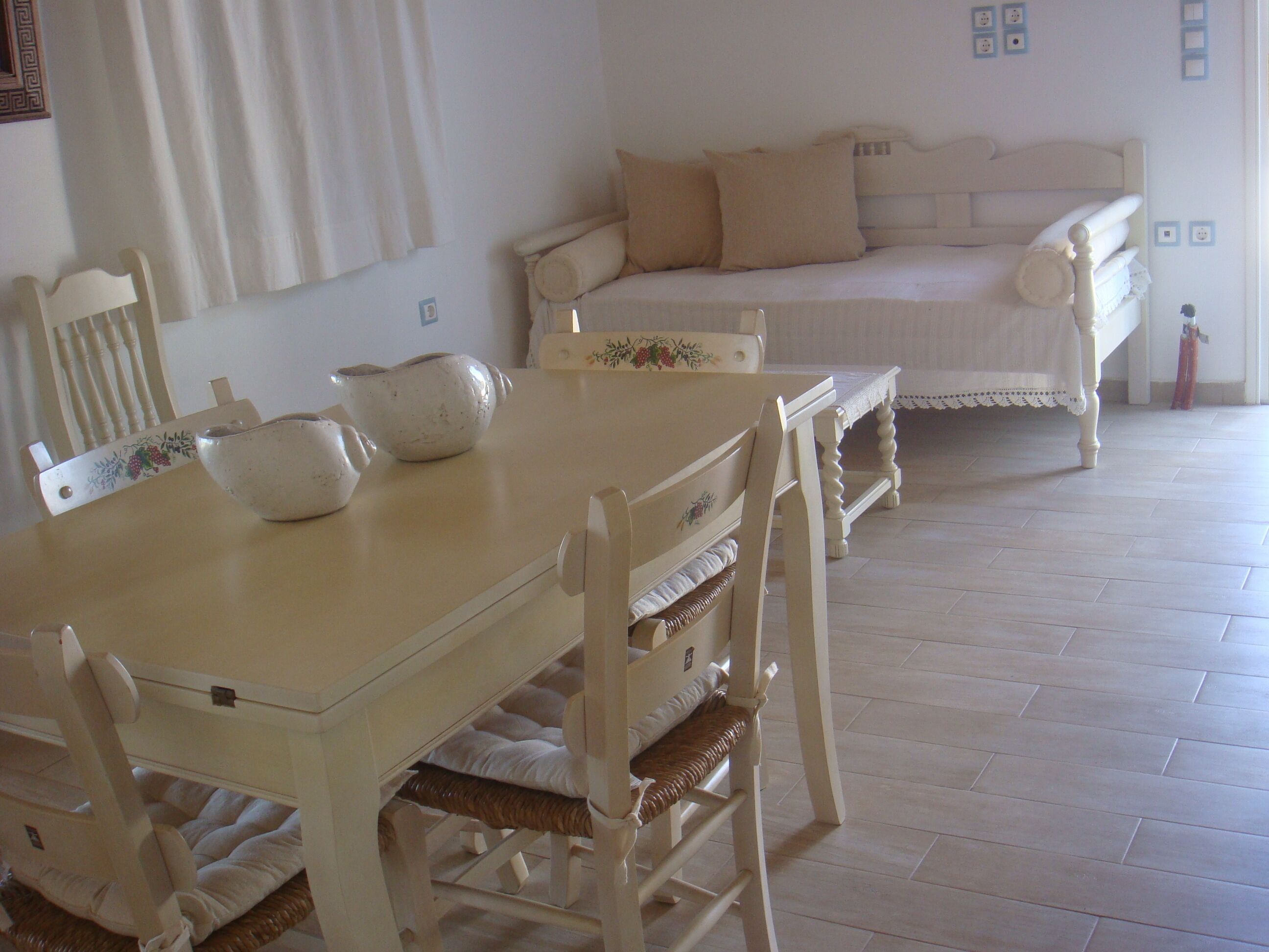 3 chambres, fer et planche à repasser, Wi-Fi gratuit, draps fournis