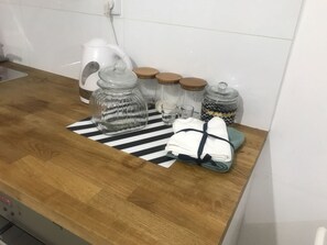 Towels, soap, shampoo, toilet paper