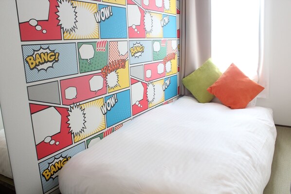 Verdunkelungsvorhänge, kostenloses WLAN, Bettwäsche