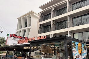 Exterior - Frankie's Inn (Pattaya)