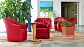 Sala de estar en el lobby