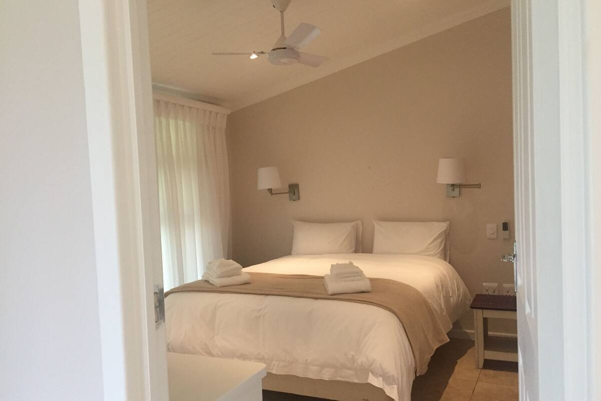 In-room safe, desk, free WiFi, bed sheets