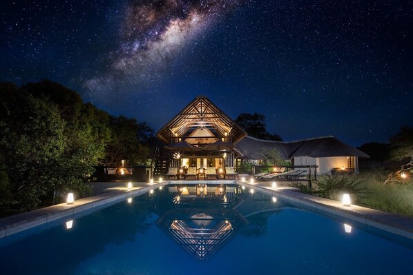 Front of property - evening/night - Vuyani Safari Lodge (Hoedspruit)