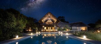 Vuyani Safari Lodge
