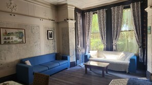 One Bedroom Apartment (3 Guest)