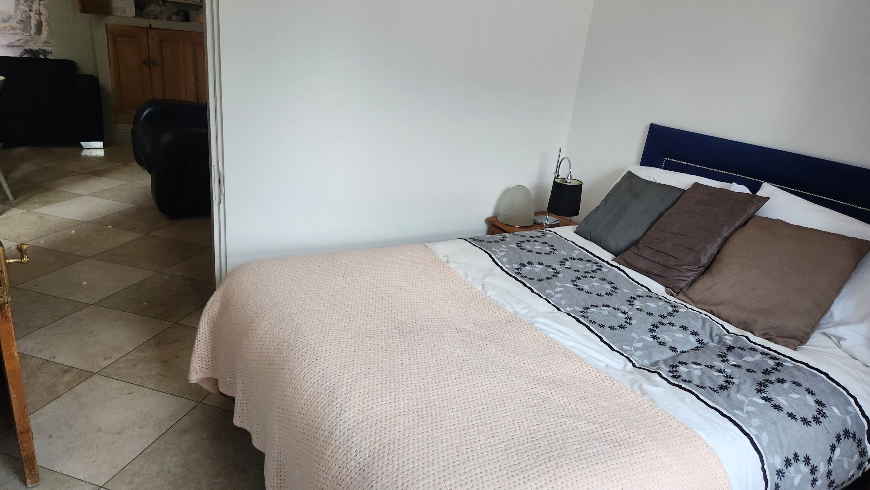 Two Bedroom Apartment (4 Guest) | Individually decorated, individually furnished, desk, laptop workspace