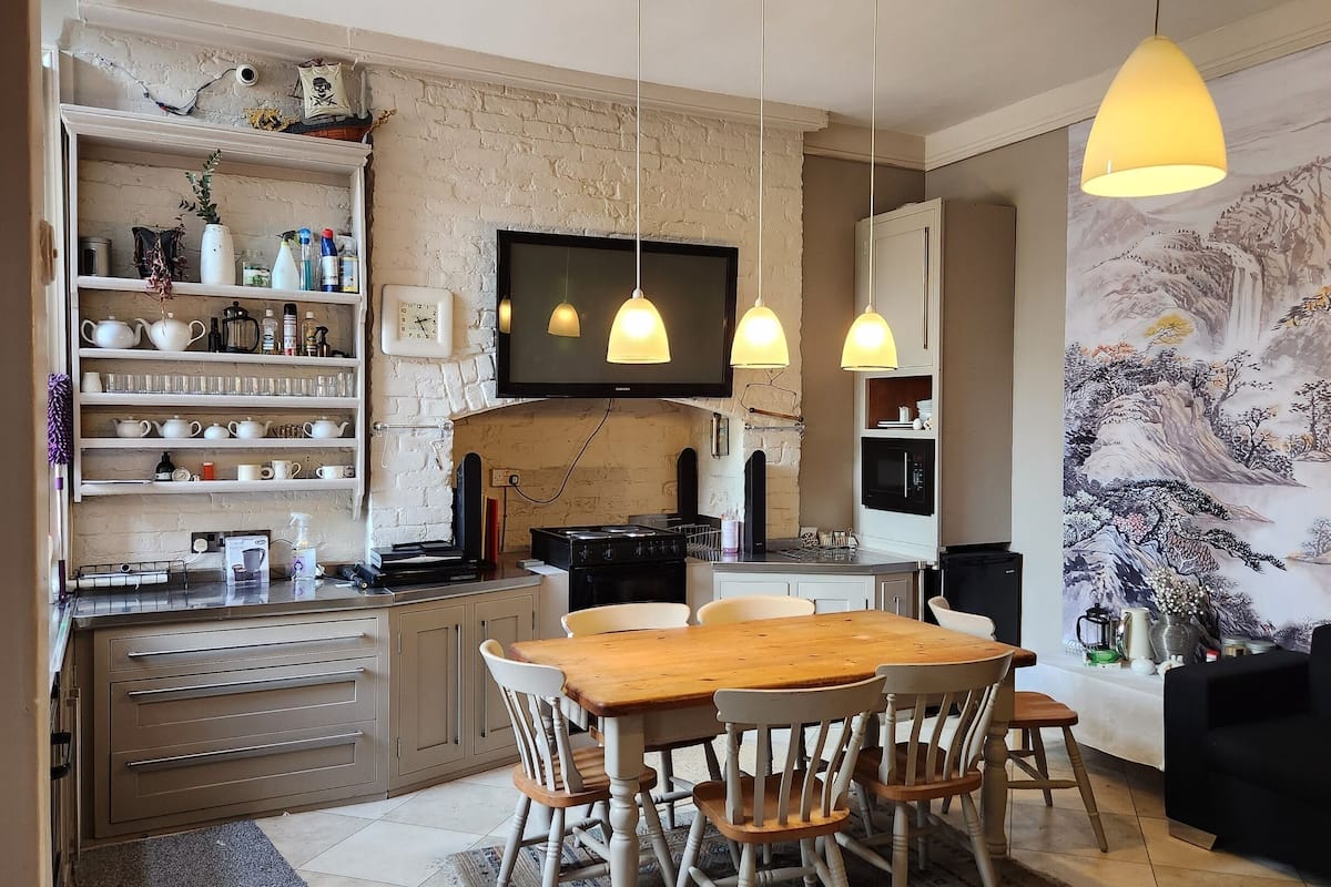 Two Bedroom Apartment (4 Guest) | Individually decorated, individually furnished, desk, laptop workspace