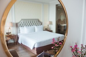 Egyptian cotton sheets, premium bedding, pillowtop beds - Phu Cuong Hotel Ca Mau (Ca Mau)