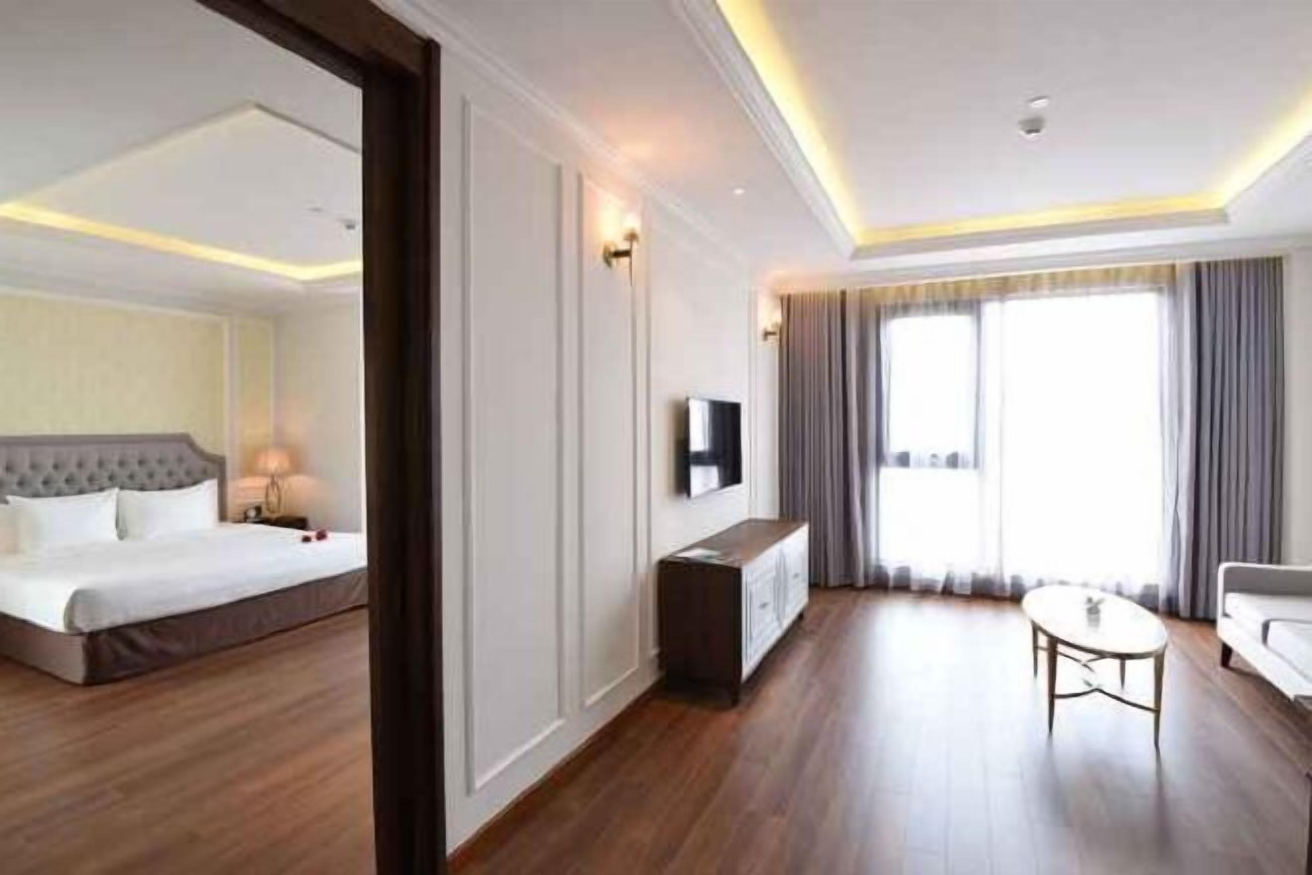 Egyptian cotton sheets, premium bedding, pillow-top beds