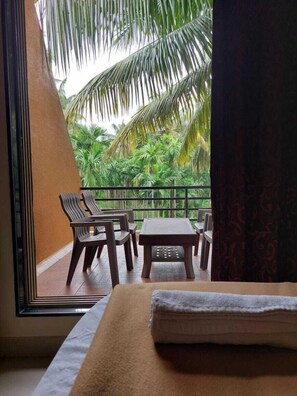 Quarto standard, vista para o jardim | Wi-Fi de cortesia, roupa de cama