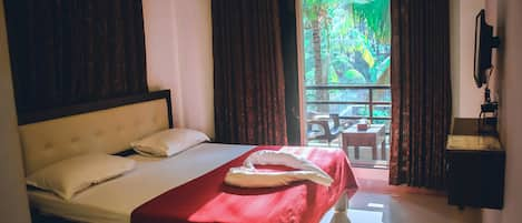 Deluxe Room, 1 Katil Raja (King), Garden View | Wi-fi percuma, cadar katil 