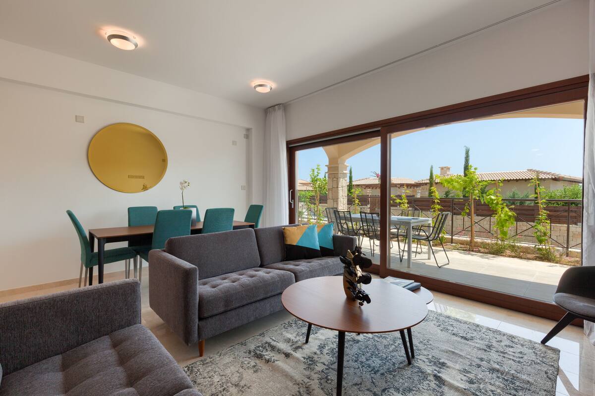Premium-Apartment, 3 Schlafzimmer, Poolzugang | Wohnbereich
