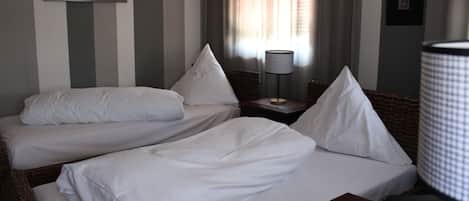 Double Room | Hypo-allergenic bedding, individually decorated, individually furnished