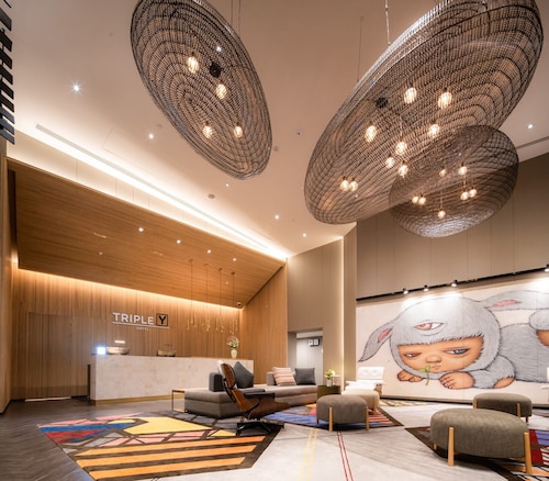 Triple Y Hotel