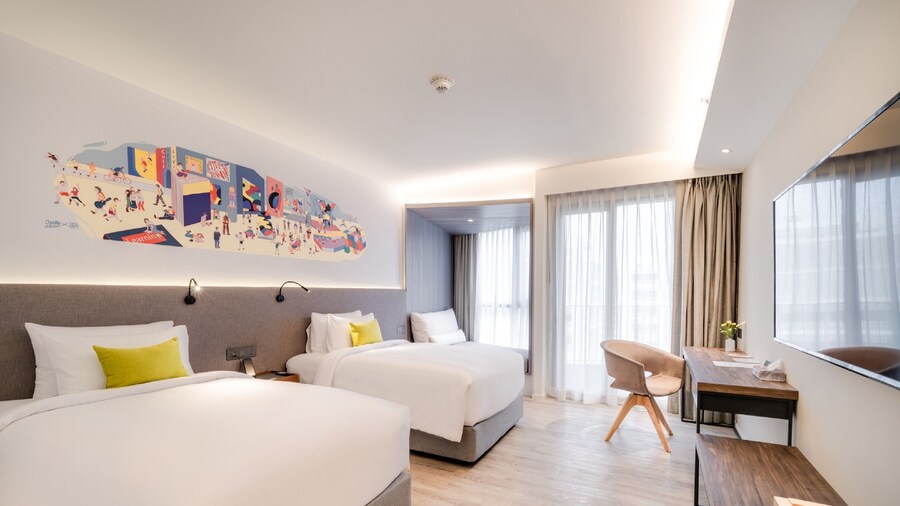 Triple Y Hotel