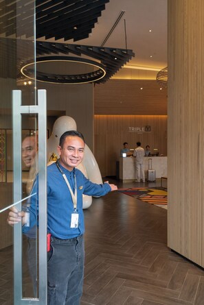 Reception - Triple Y Hotel (Bangkok)
