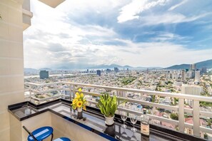 Balcony - Bayhomes Serviced Apartment at Muong Thanh Residence (Da Nang)