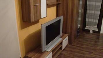 Apartment, 2 Twin Beds | Television