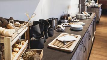 Daily buffet breakfast (EUR 16 per person)