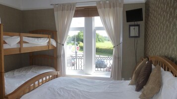 Free WiFi, bed sheets