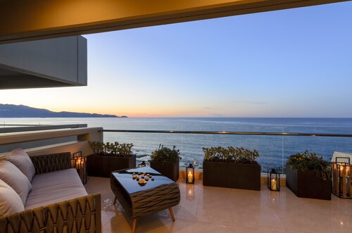 "C. P. Luxus Suite "mit atemberaubendem Meerblick!