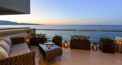 "C. P. Luxus Suite "mit atemberaubendem Meerblick!