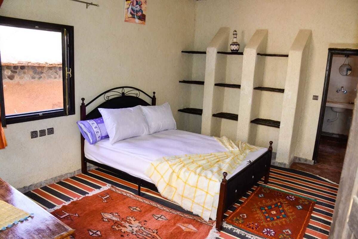 Apartment | Katil bayi/kot (percuma), cadar katil
