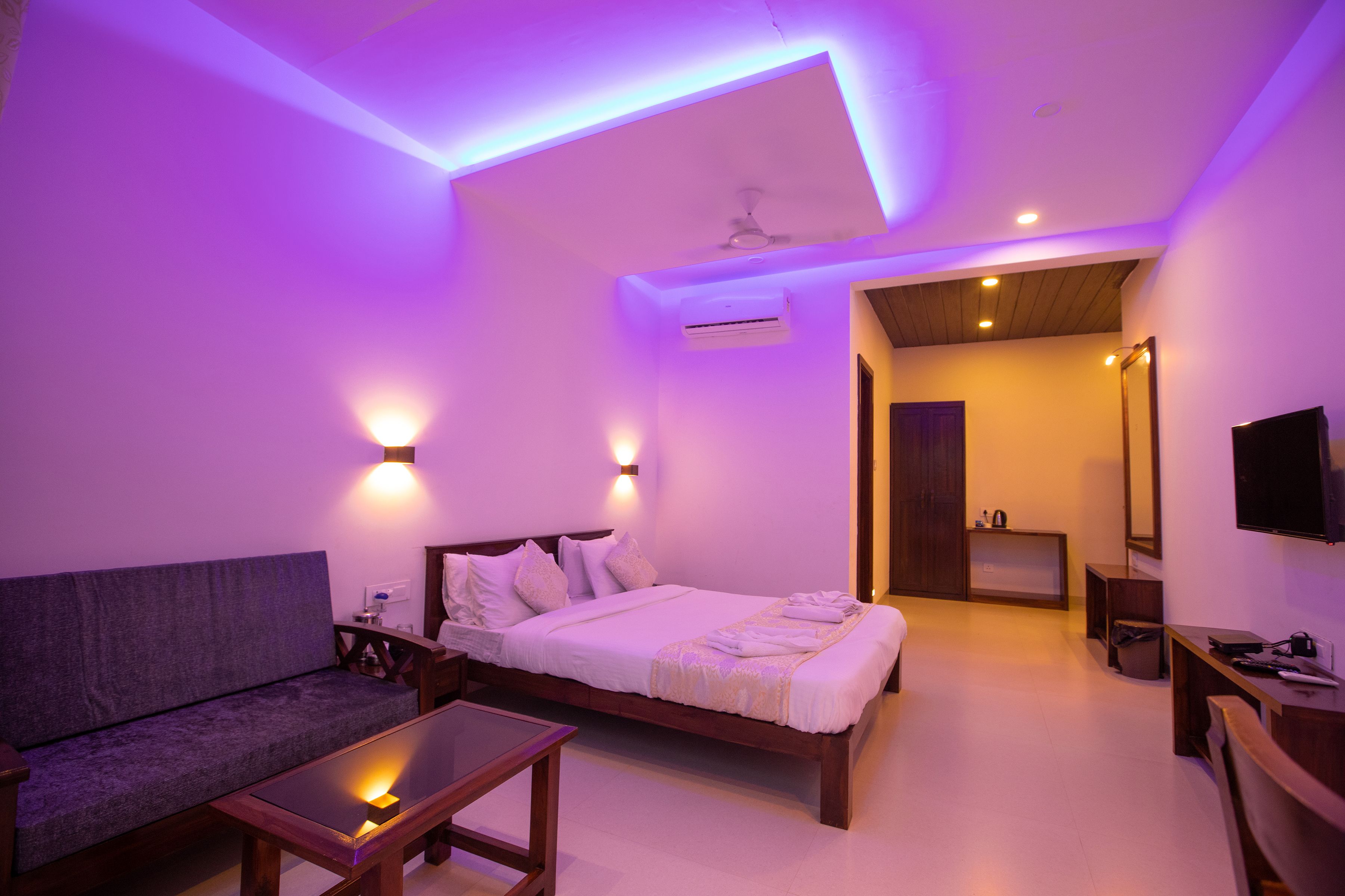 Egyptian cotton sheets, premium bedding, memory foam beds, in-room safe