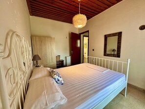 1 Schlafzimmer, Bügeleisen/Bügelbrett, kostenloses WLAN, Bettwäsche