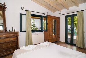 2 chambres, fer et planche à repasser, lit de bébé portatif, Wi-Fi