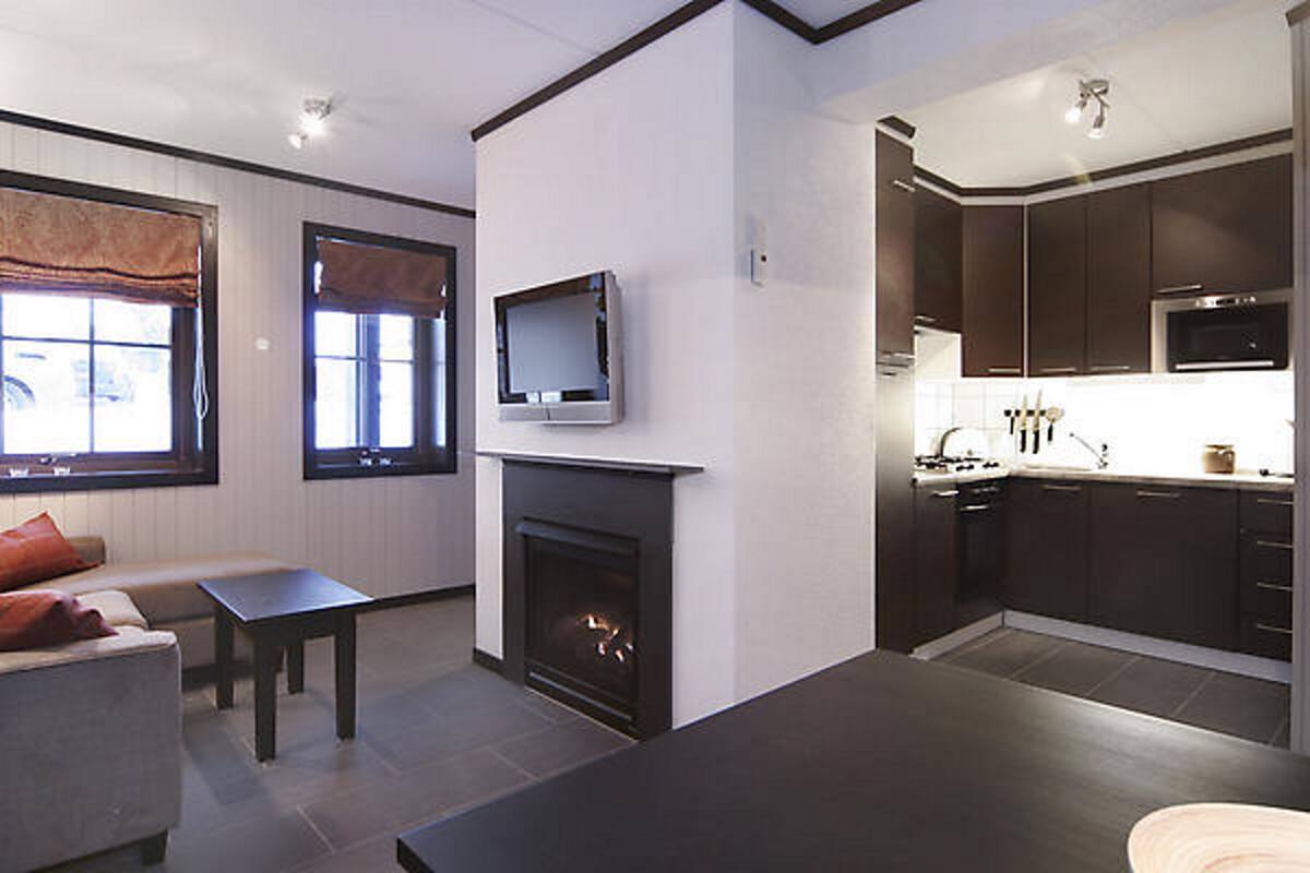 Apartamento familiar, 2 habitaciones, sauna, junto a la pista de esquí | Cocina privada | Cafetera o tetera, frigorífico grande, microondas y horno