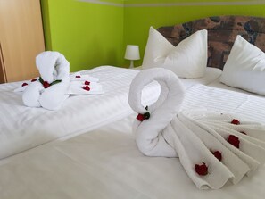 Standard Double Room, 1 Queen Bed