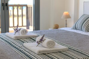 3 bedrooms, in-room safe, iron/ironing board, free WiFi