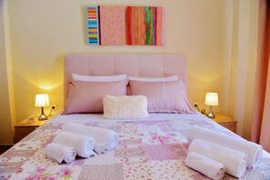 2 chambres, système d’insonorisation, fer et planche à repasser