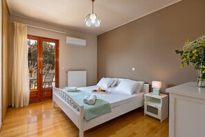 4 Schlafzimmer, Zimmersafe, Bügeleisen/Bügelbrett, kostenloses WLAN