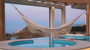 Piscina externa, piscina aquecida