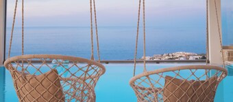 Absolute Privacy in this modern villa, with amazing seaview, private pool & BBQ