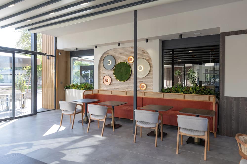 Fora Inn Lara