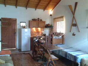 Interior - "The house of summer winds" (Κεραμείο)