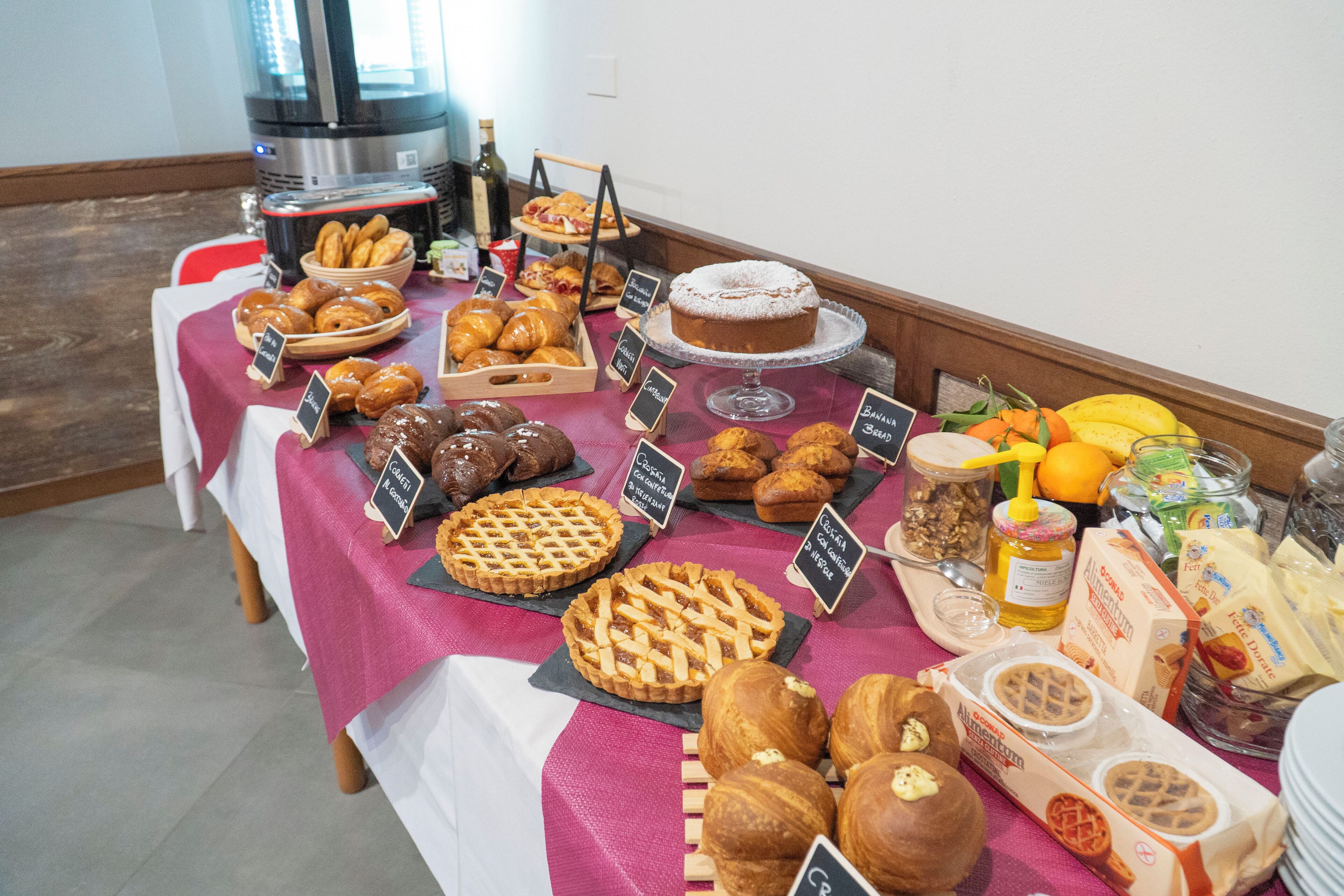 Free daily cooked-to-order breakfast