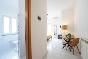 Basic Room - Palia's Hotel (Laino Borgo)