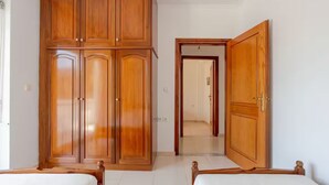 3 bedrooms, in-room safe, soundproofing, iron/ironing board - Aggeli Village House  (Ασκληπιείο)