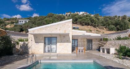 Pyrgos villa 2 ,sea view,pool,South Crete,Plakias