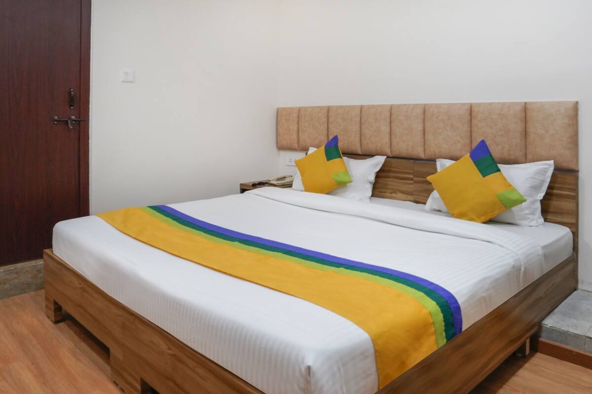 Iron/ironing board, rollaway beds, free WiFi, bed sheets