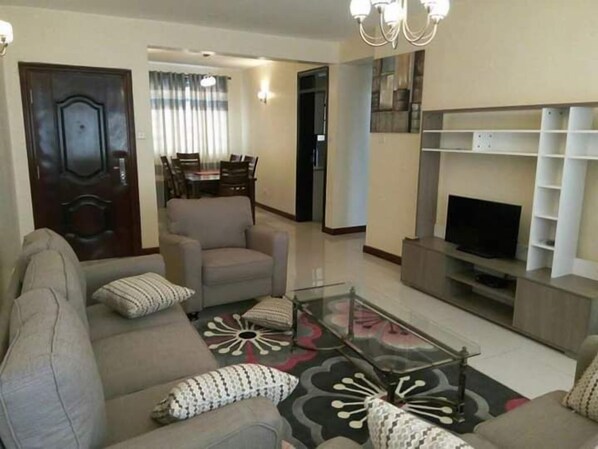 Family Apartment | Living area - Westlands Heights (Nairobi)